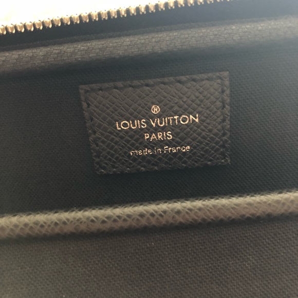 Louis Vuitton Steve Bag - Picture 6 of 8
